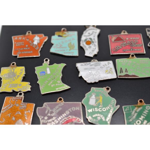 Vintage Enameled USA State Charms Lot of 14 - Picture 2 of 2